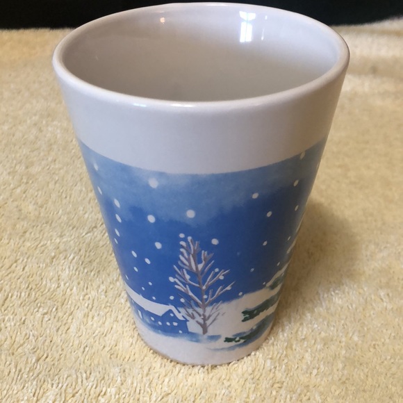 Royal Norfolk Christmas Mug Snowy Tree and  House 4.75x3.5” not including handle - Picture 2 of 5